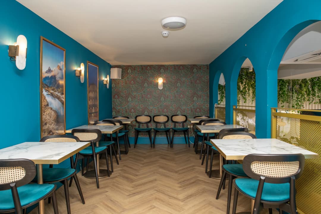 Restaurant facility 4