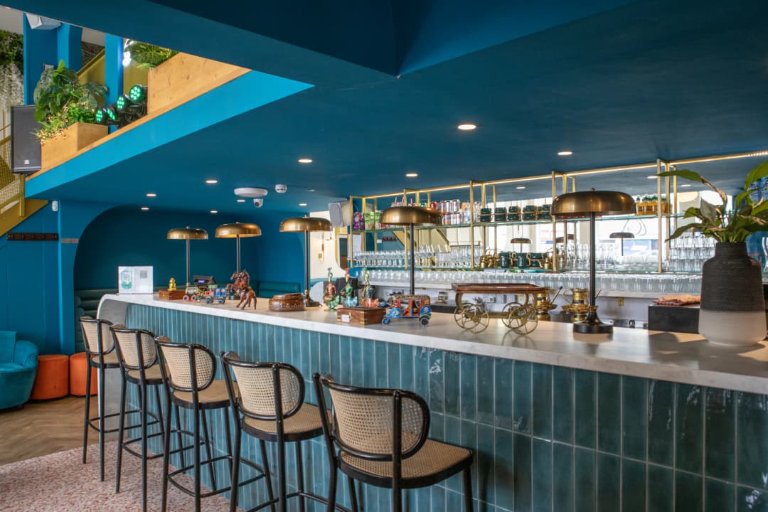 Restaurant facility 6